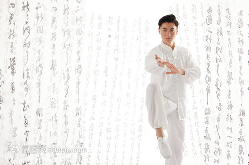 動靜皆禪 太極男兒與中國風的影像對話